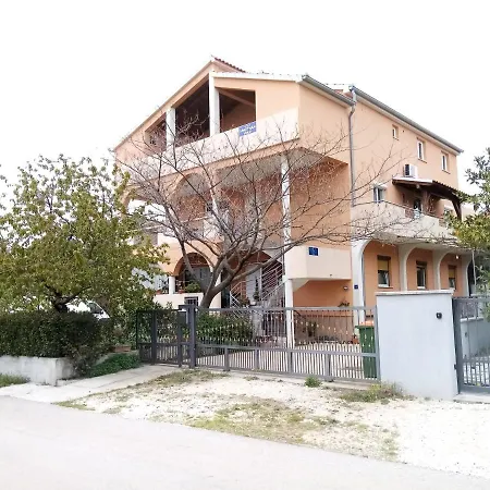 Vanja Skara Biograd Apartment Biograd Na Moru