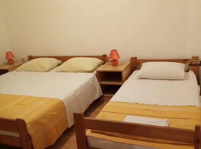 Daire Vanja Skara Biograd *