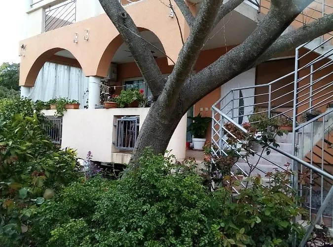 Апартаменты Vanja Skara Biograd Биоград-на-Мору